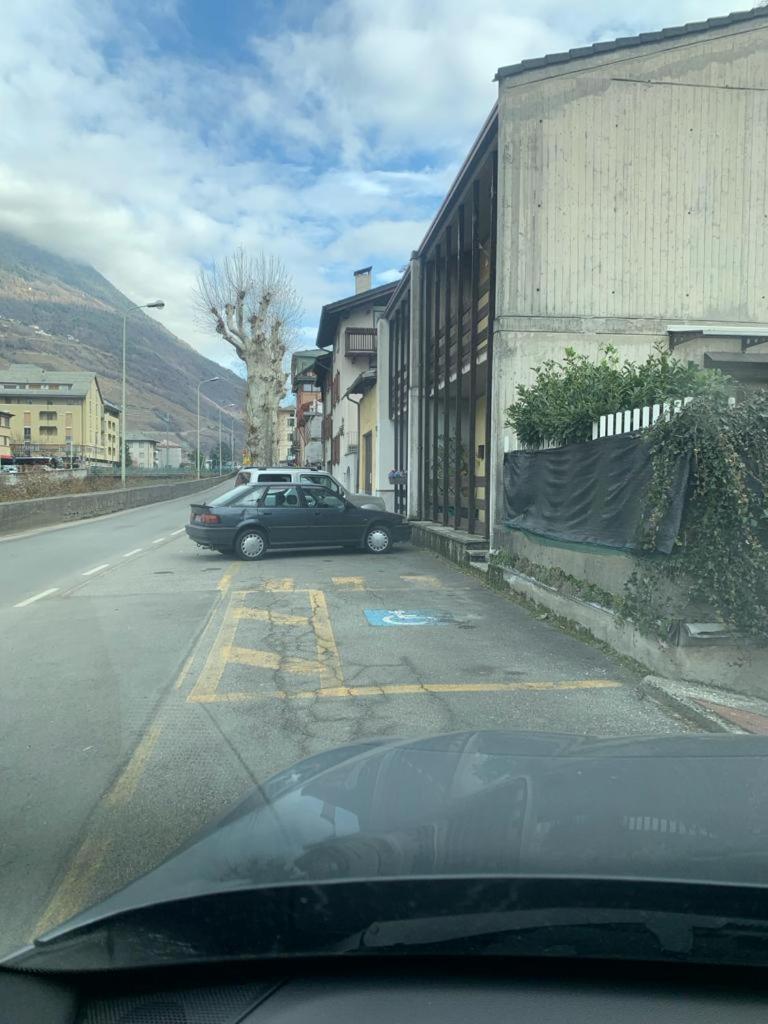 Alfiume B Apartment Tirano Exterior foto